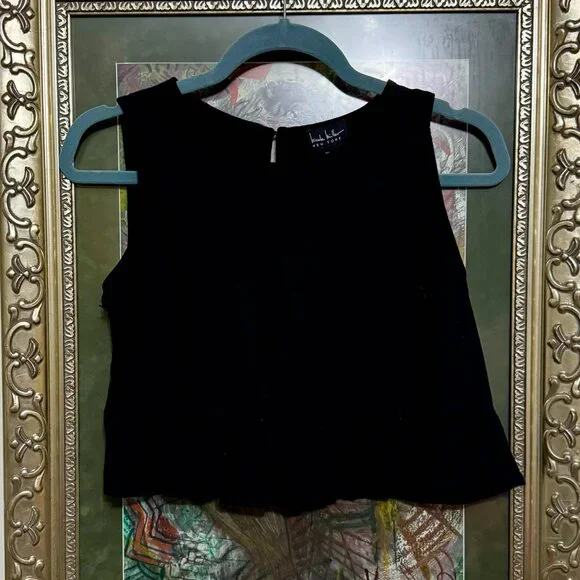 Nicole Miller Black Linen Blend Cropped Top XS Ruffled Hem - Picture 1 of 3